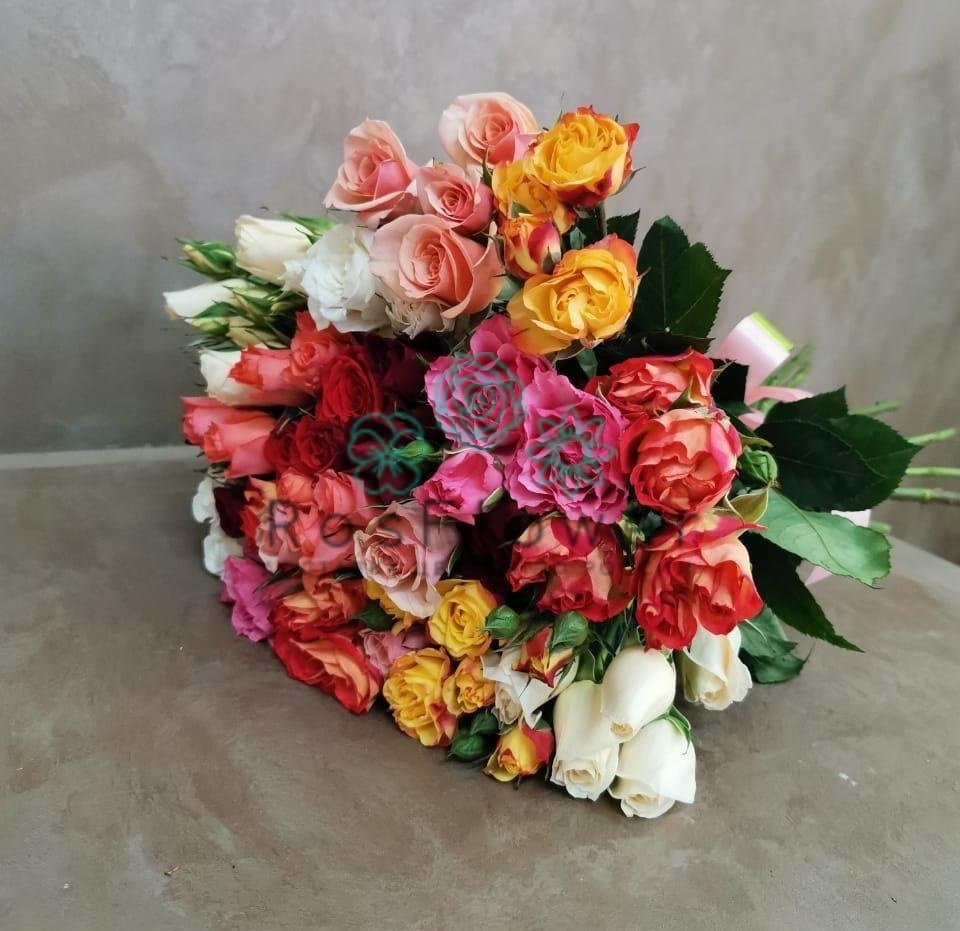 Букет цветов из: Розы в Зелёную Поляну