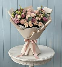 Букет цветов из:  Розы и Лизиантусы в Зелёную Поляну