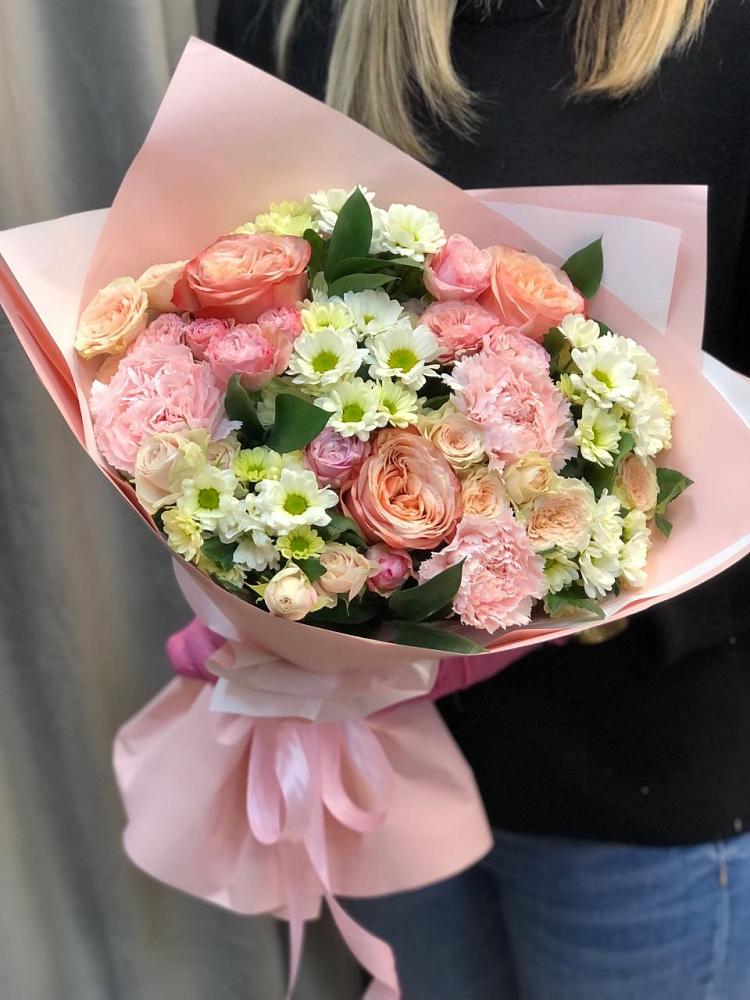 Букет цветов из: Гвоздики, Розы и Хризантемы в Зелёную Поляну