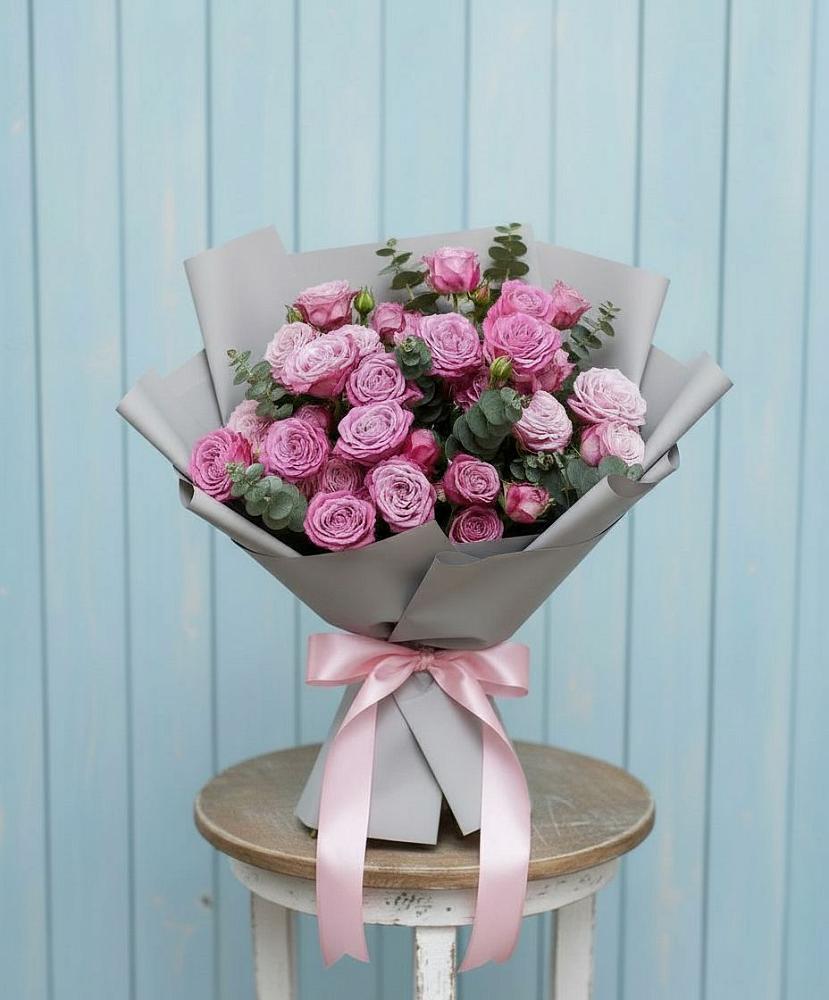 Букет цветов из: Розы в Зелёную Поляну