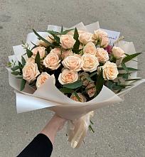 Букет Кремовые розы Латте в Зелёную Поляну