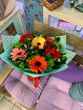 Букет цветов из:  Герберы, Хризантемы и Альстромерии #REPLACE_PRED# Зелёную Поляну