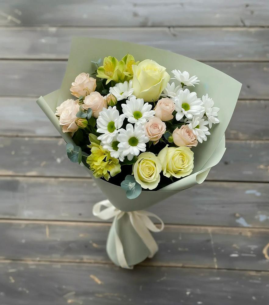 Букет цветов из: Альстромерии, Розы и Хризантемы в Зелёную Поляну