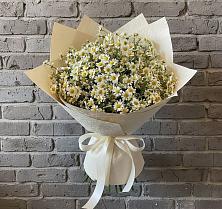 Букет цветов из:  Ромашки в Зелёную Поляну