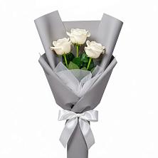 Букет 3 белые розы в Зелёную Поляну