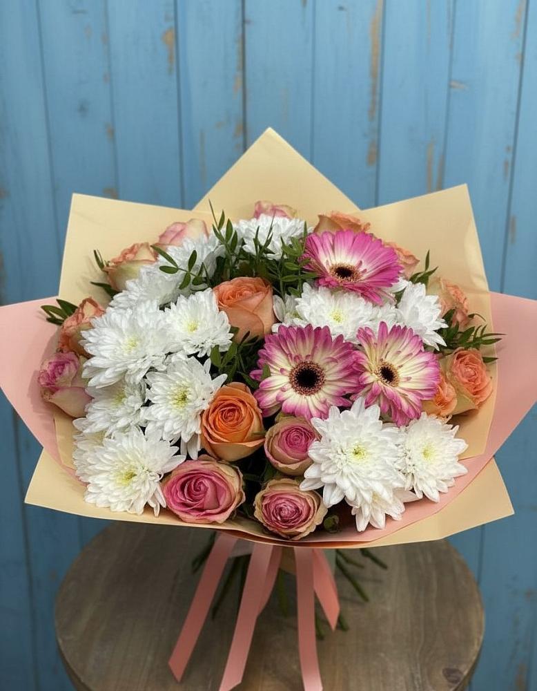 Букет цветов из: Розы, Герберы и Хризантемы в Зелёную Поляну