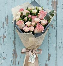 Букет цветов из:  Розы #REPLACE_PRED# Зелёную Поляну