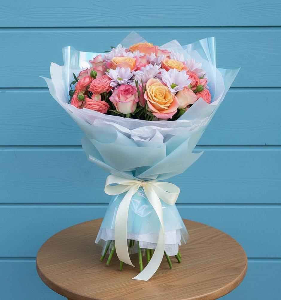 Букет цветов из: Хризантемы и Розы в Зелёную Поляну