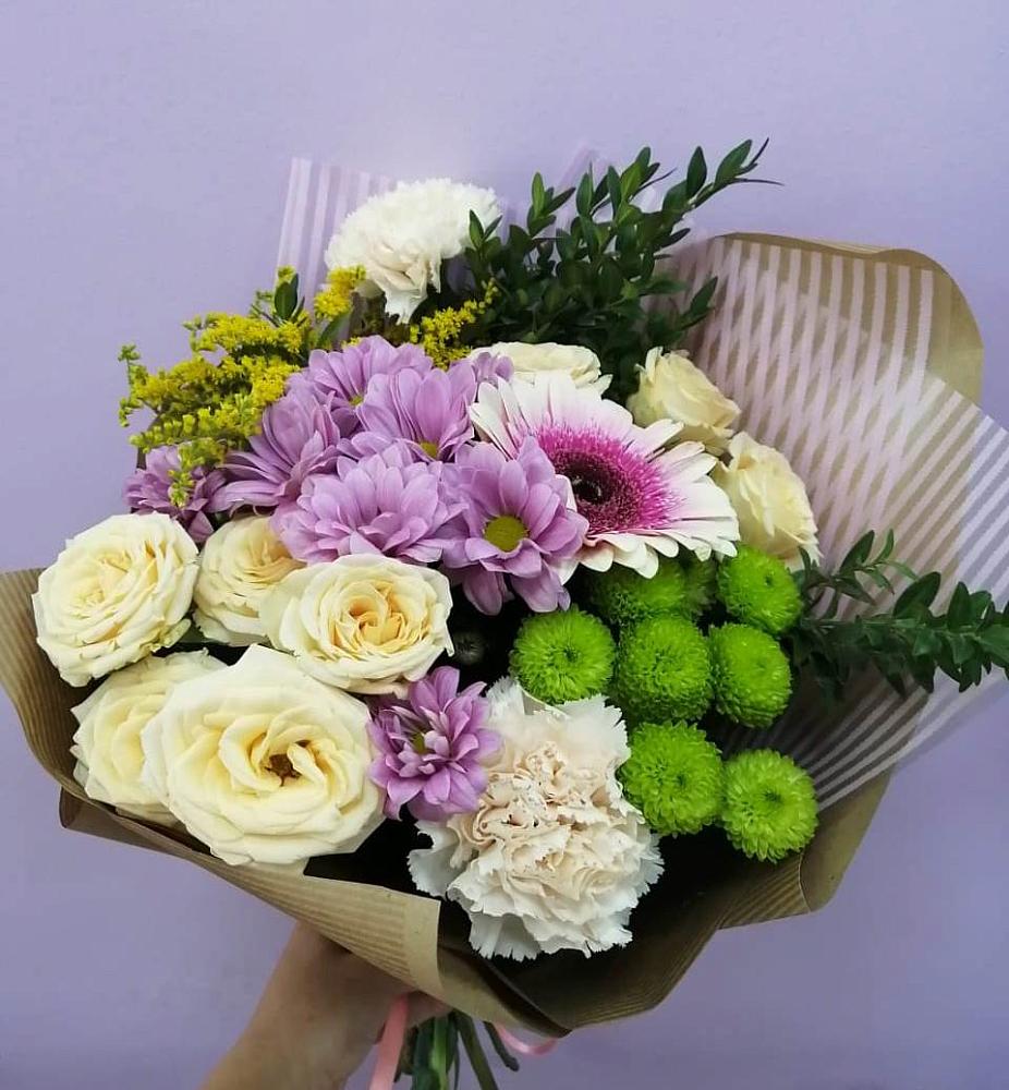 Букет цветов из: Хризантемы, Розы, Гвоздики и Герберы в Зелёную Поляну