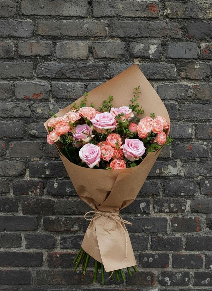 Букет цветов из: Розы в Зелёную Поляну