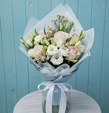 Букет цветов из:  Розы и Лизиантусы в Зелёную Поляну