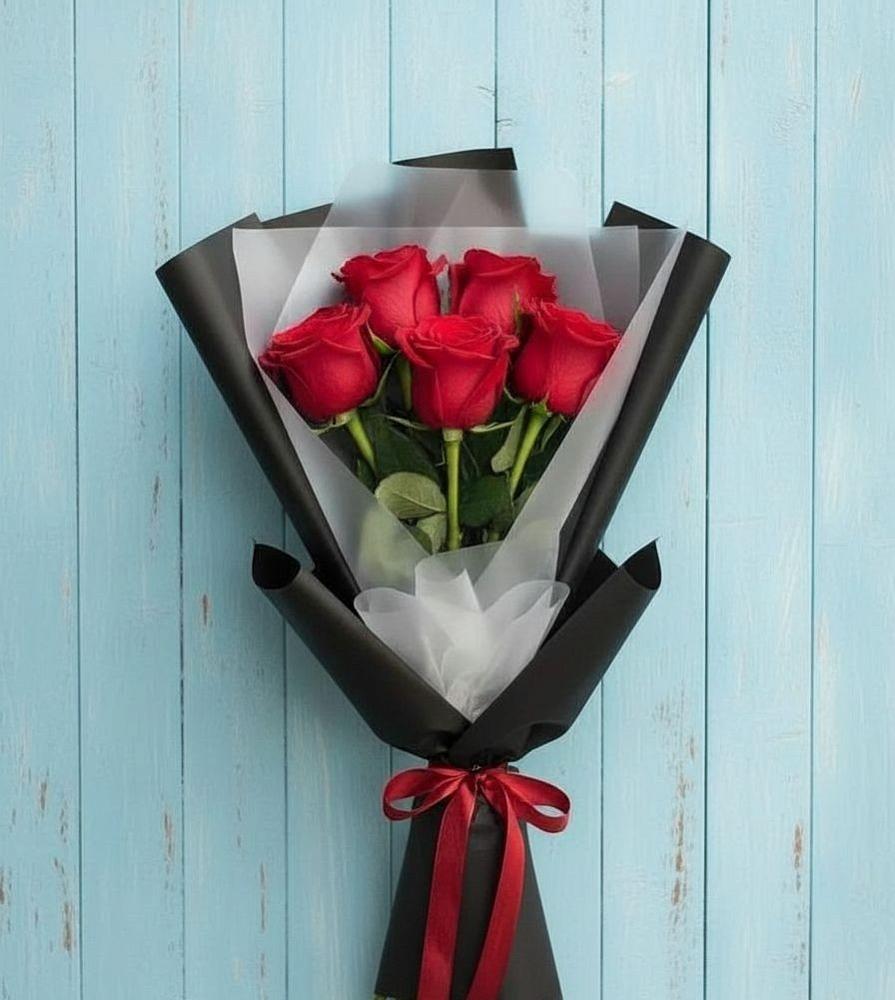 Букет цветов из: Розы в Зелёную Поляну