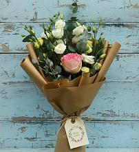 Букет цветов из:  Розы и Лизиантусы #REPLACE_PRED# Зелёную Поляну